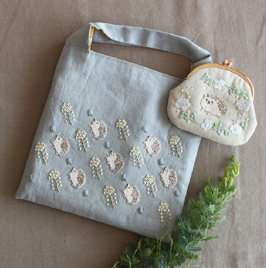 Chicchi Hedgehog and Nanohana mini tote embroidery kit