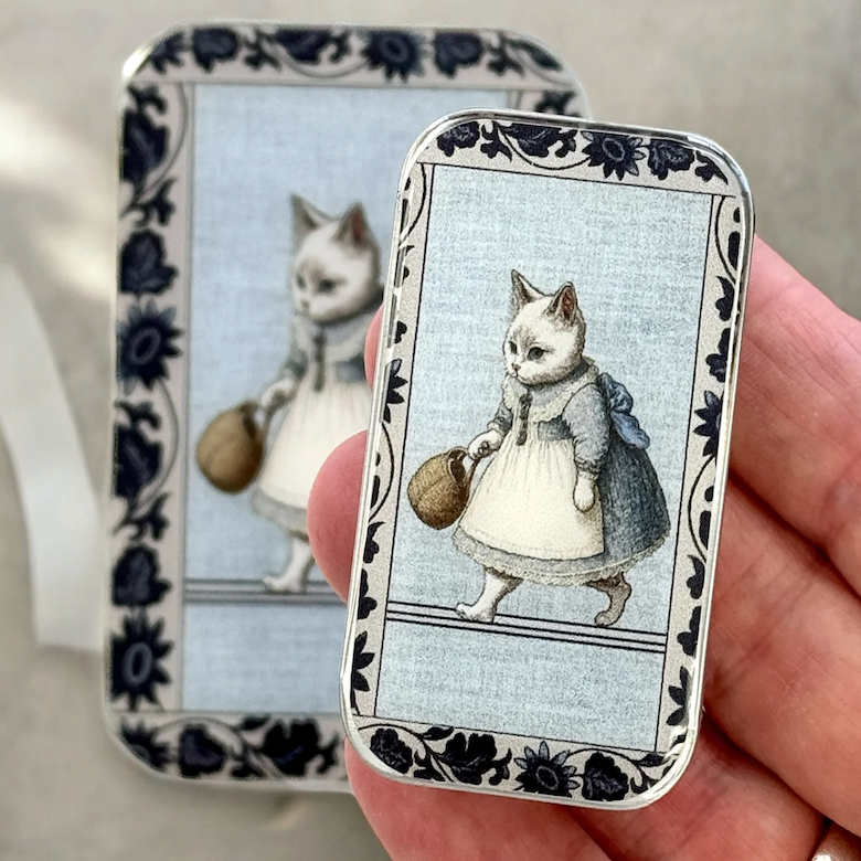 Notions/storage tin (small)