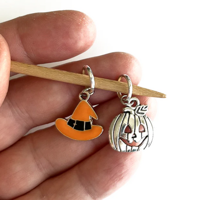 Stitch markers duo