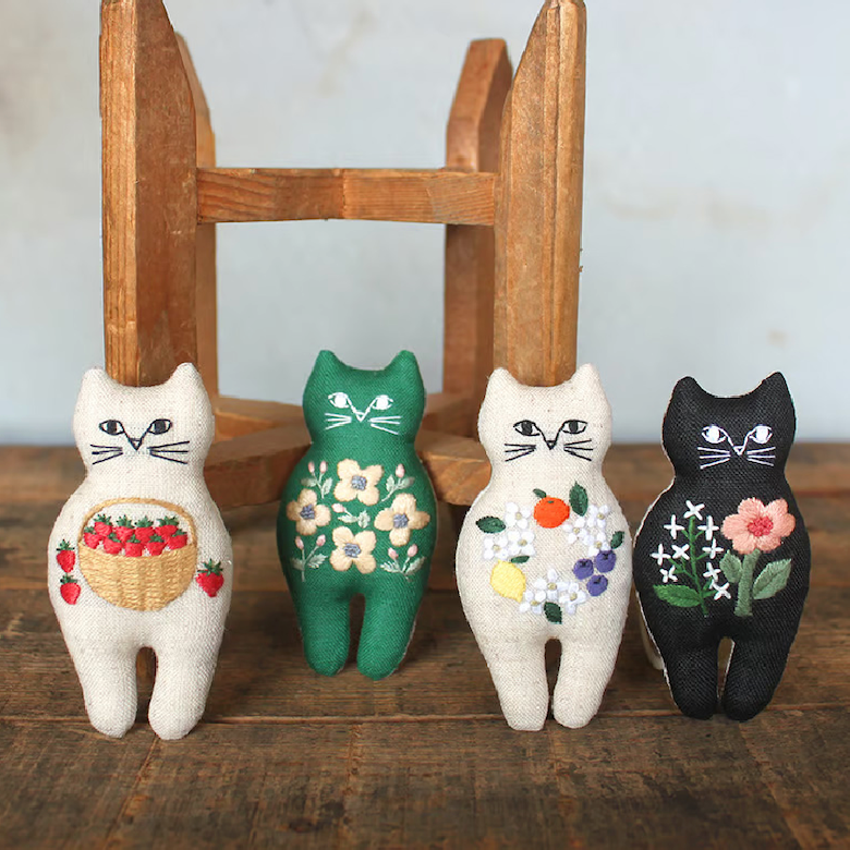 NEKOGAO ブローチ 刺繍キット