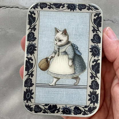 Notions/storage tin (large)