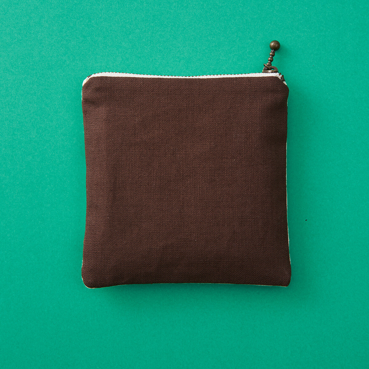ワイルドガーデン square pouch